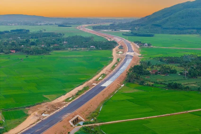 Cao tốc Quảng Ngãi - Hoài Nhơn sẵn sàng thông xe vào 2025