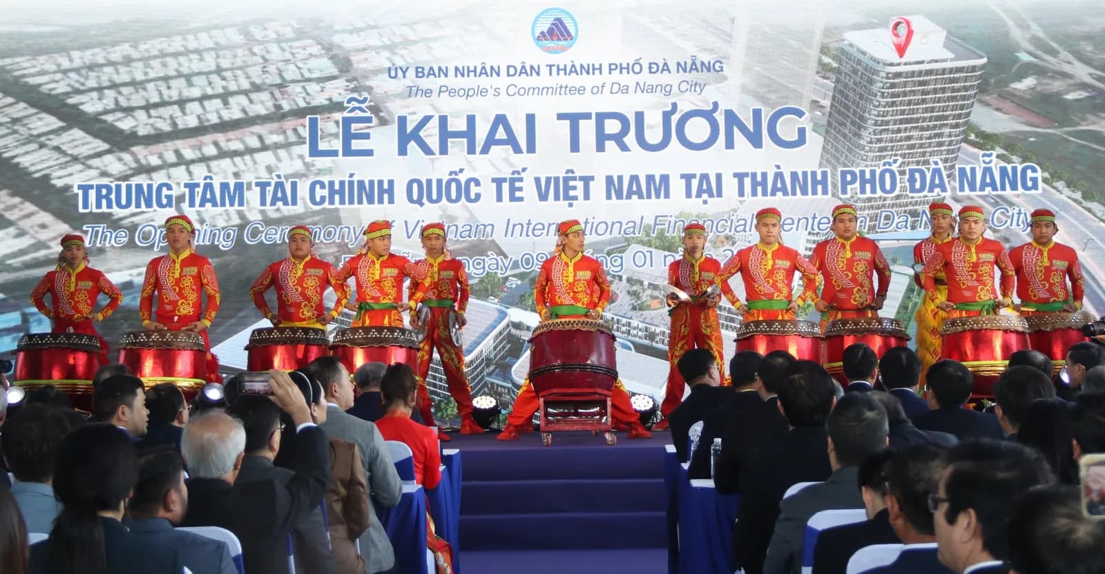 Khai trương Trung tâm Tài chính quốc tế Việt Nam tại Đà Nẵng