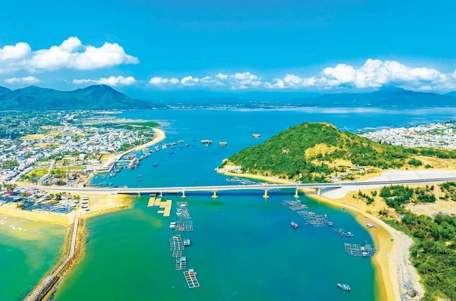 Gia Lai thuộc top 10 tỉnh, thành có doanh thu du lịch cao nhất cả nước